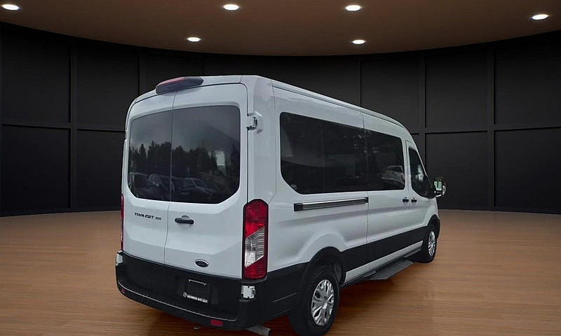 2025 Ford Transit-35...