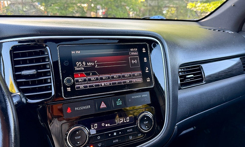 2018 Mitsubishi Outl...