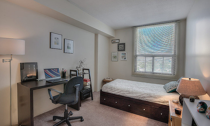 Spacious 1 & 2 Bdrm ...