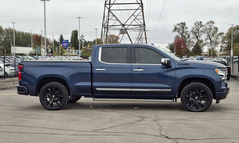2022 Chevrolet Silve...