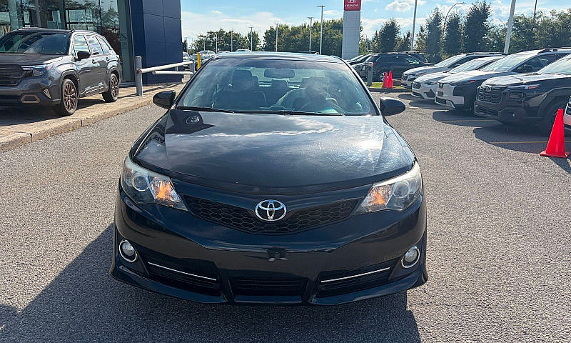 2012 Toyota Camry Se...