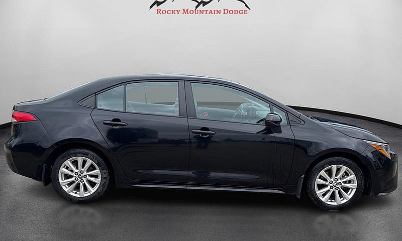 One Owner 2023 Toyot...