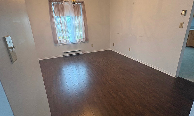 Two Bedroom 1 Bathro...