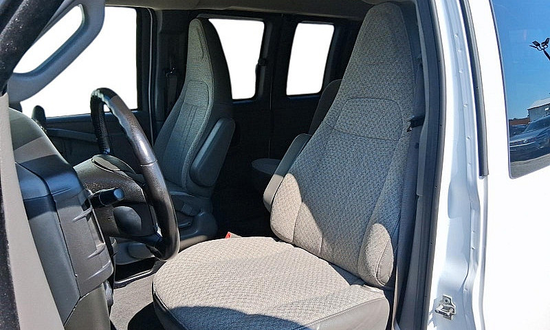 2023 Chevrolet Expre...