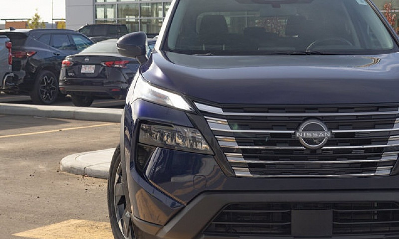 2025 Nissan Rogue Sv...