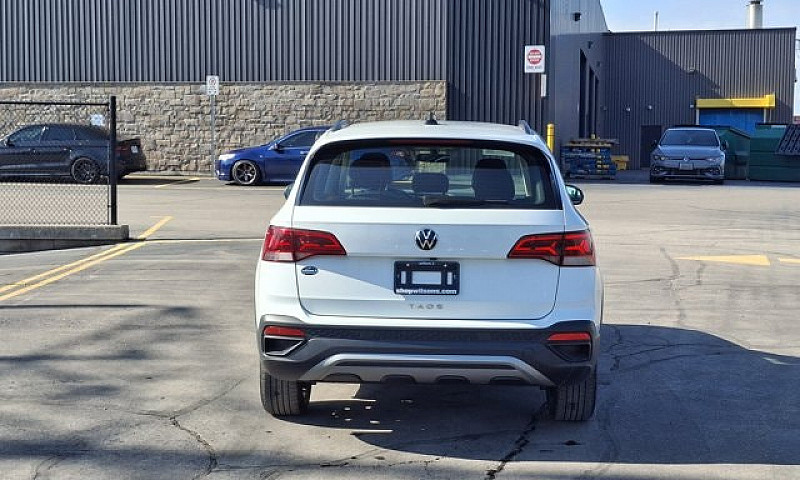 2024 Volkswagen Taos...