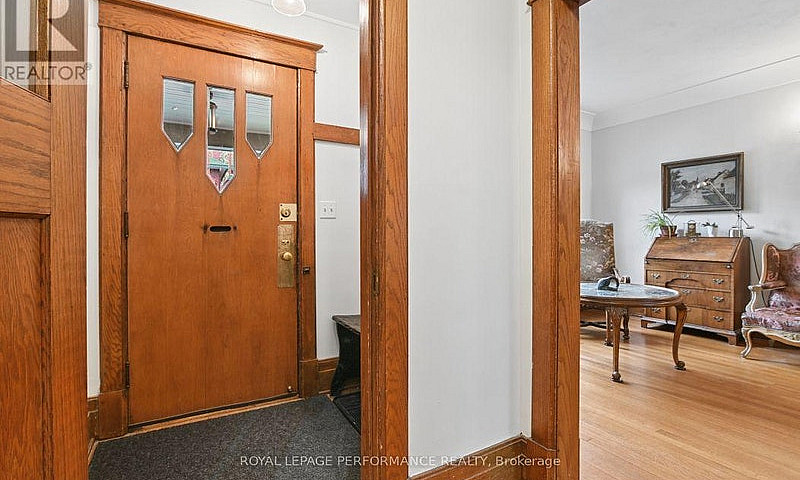 16 Renfrew Avenue Ot...