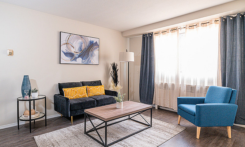 Apartment For Rent: ...