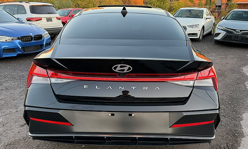 2026 Hyundai Elantra...