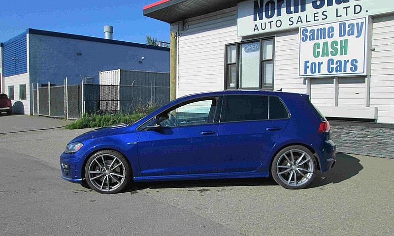 2017 Volkswagen Golf...