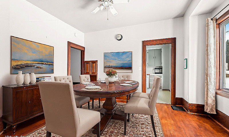 644 Hochelaga St W M...