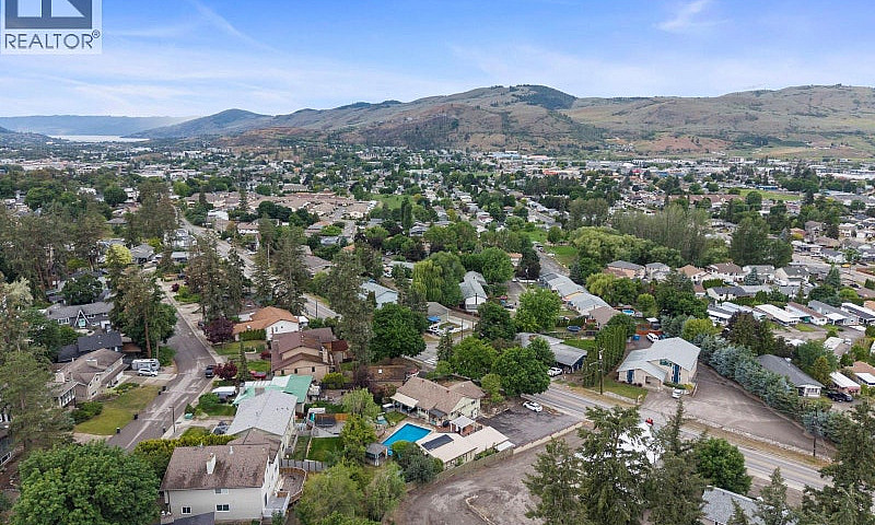 4105 Pleasant Valley...
