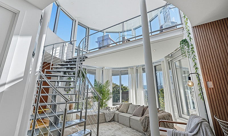 Penthouse- Plateau 2...