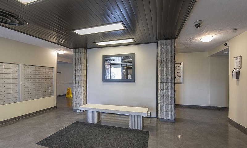 2 Bedroom Apartment ...