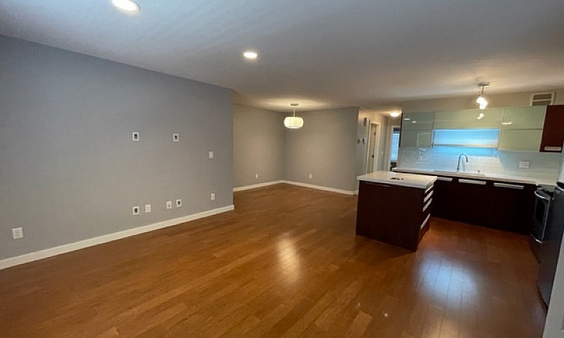 2 Bed Townhouse In W...