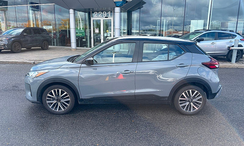 2023 Nissan Kicks Sv...
