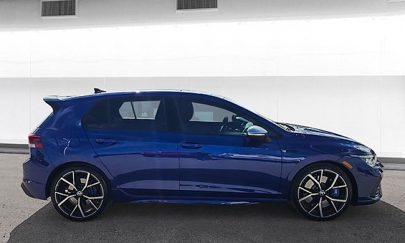 2024 Volkswagen Golf...