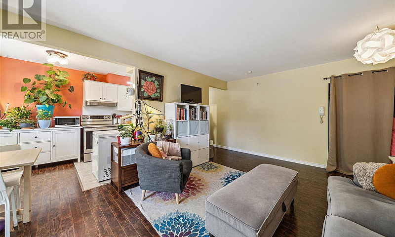 356 Burnside Rd W Sa...