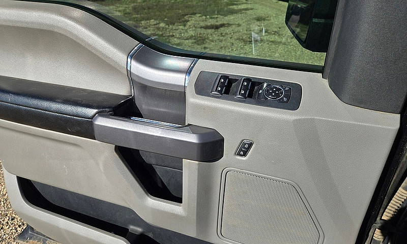 2015 Ford F-150 Xlt...
