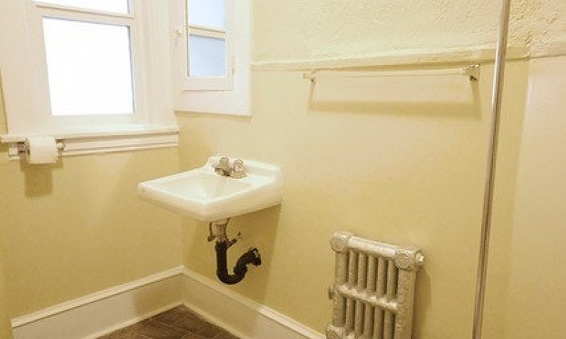 2Bdrm Character $129...