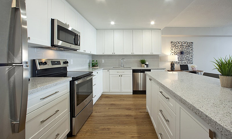Fully Renovated 2 Be...