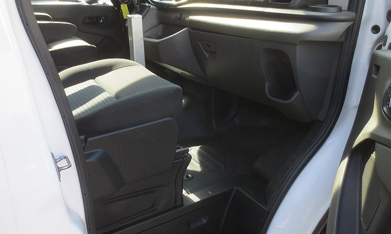 2023 Ford Transit Cu...