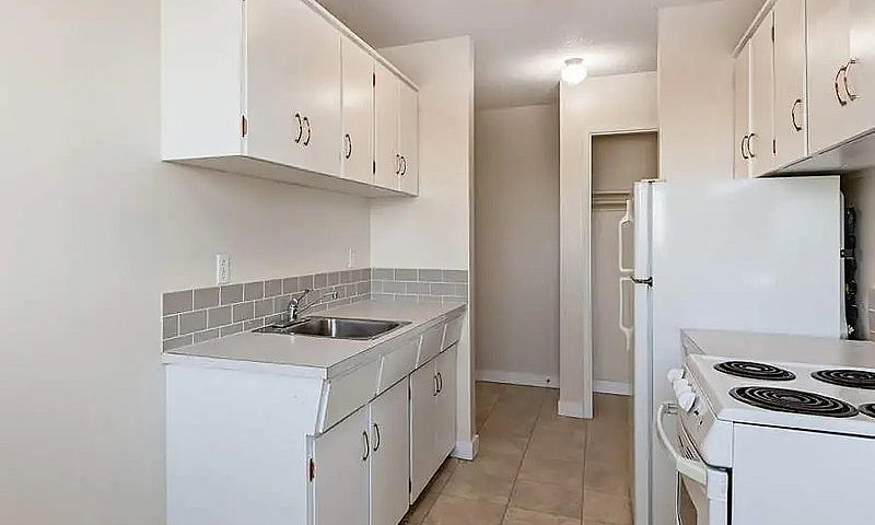 Modern Apartments Wi...