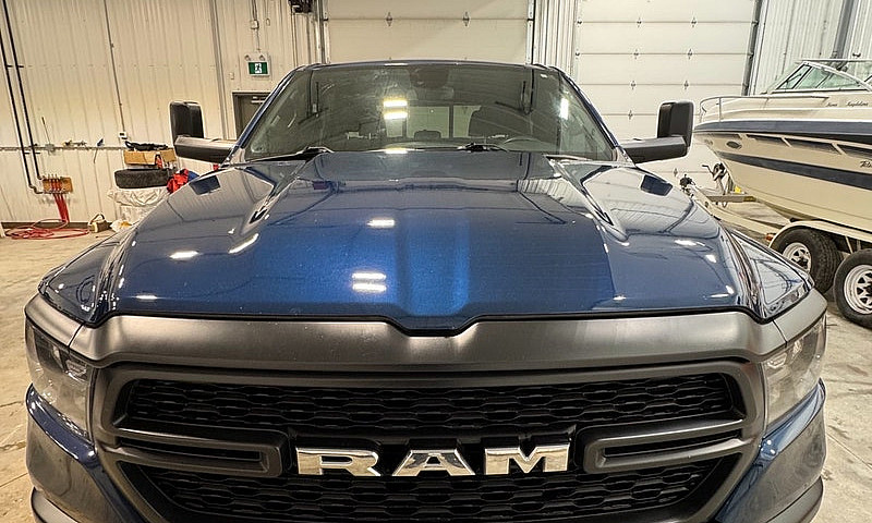 2023 Ram 1500 Crew C...