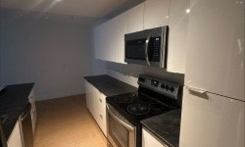 2 Bedroom - Newly Re...