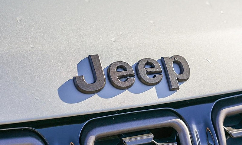 2026 Jeep Compass Li...