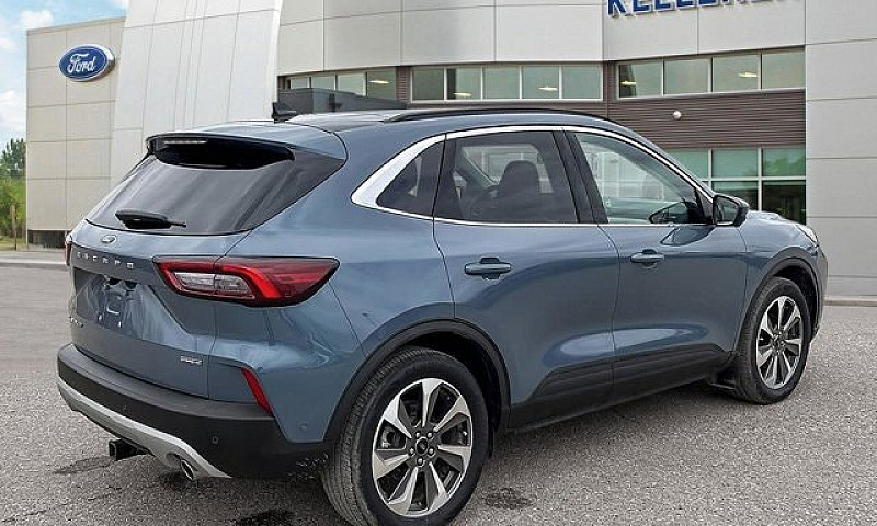 2024 Ford Escape Pla...
