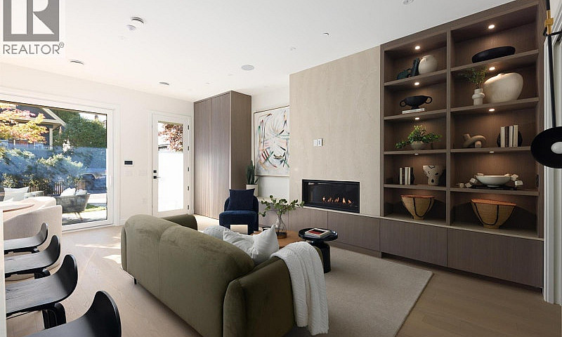 1 141 E 22Nd Avenue ...