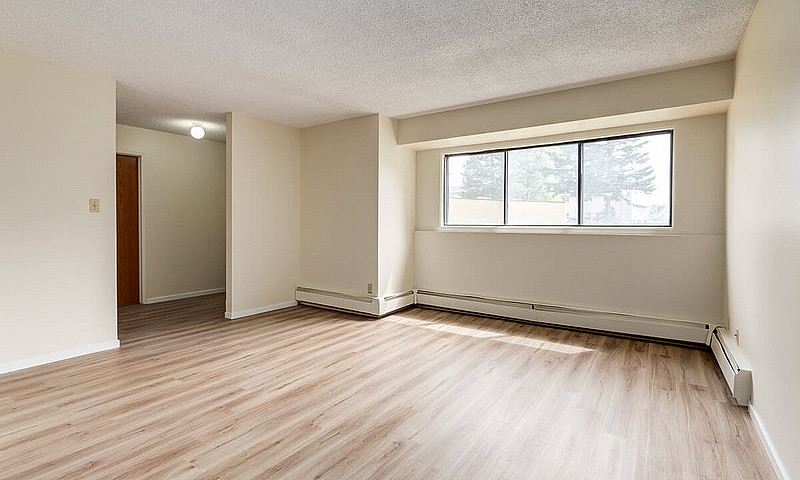 Apartments With In S...