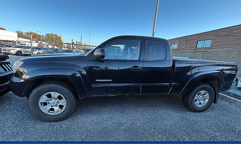 2015 Toyota Tacoma C...