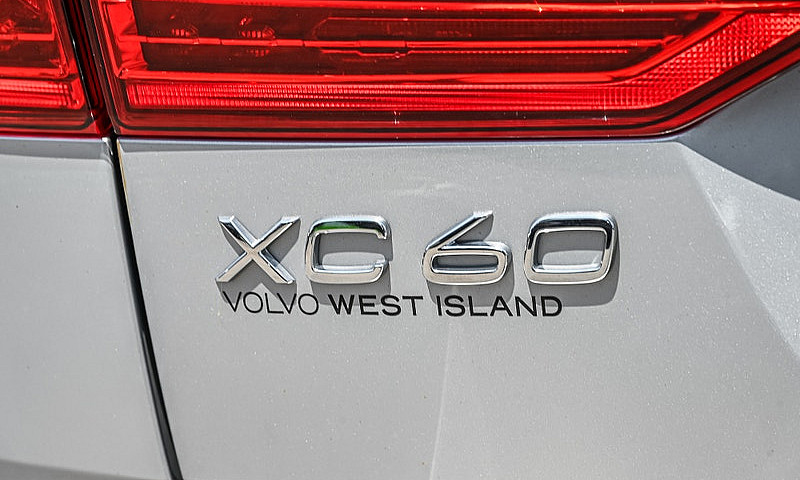 2023 Volvo Xc60...