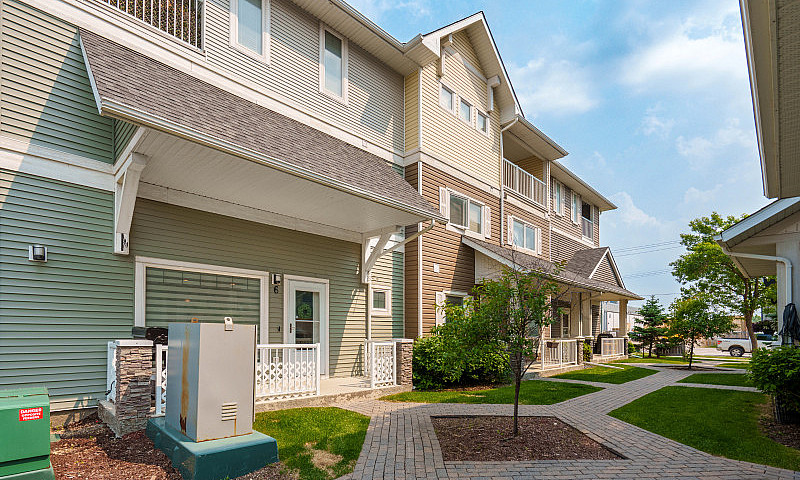 For Sale!! 3 Bd, 2.5...
