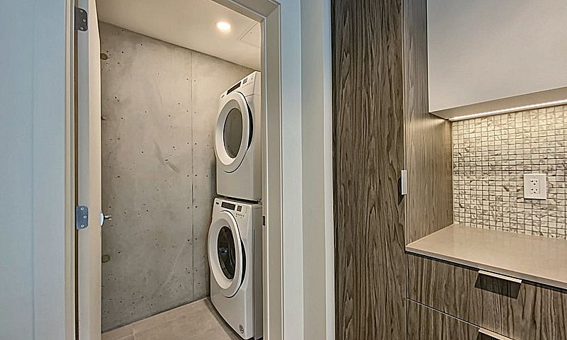 708 000$ - Condo À V...