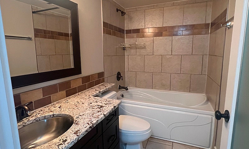 1 Bed 1 Bath Availab...