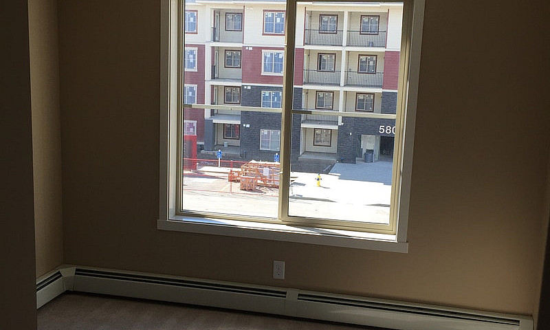2 Bedrooms 2 Baths, ...