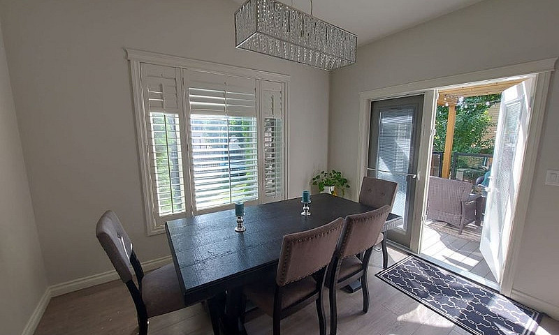 Spacious 4-Bedroom W...