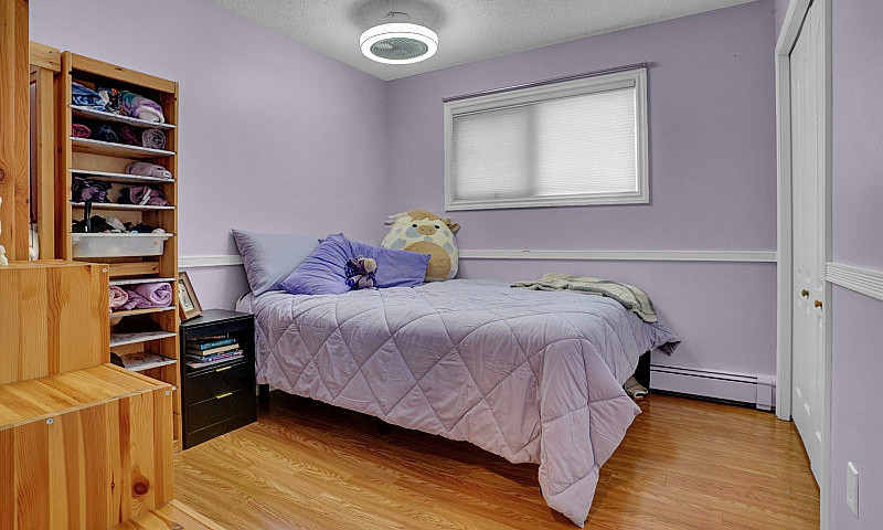 1643 General Cres...