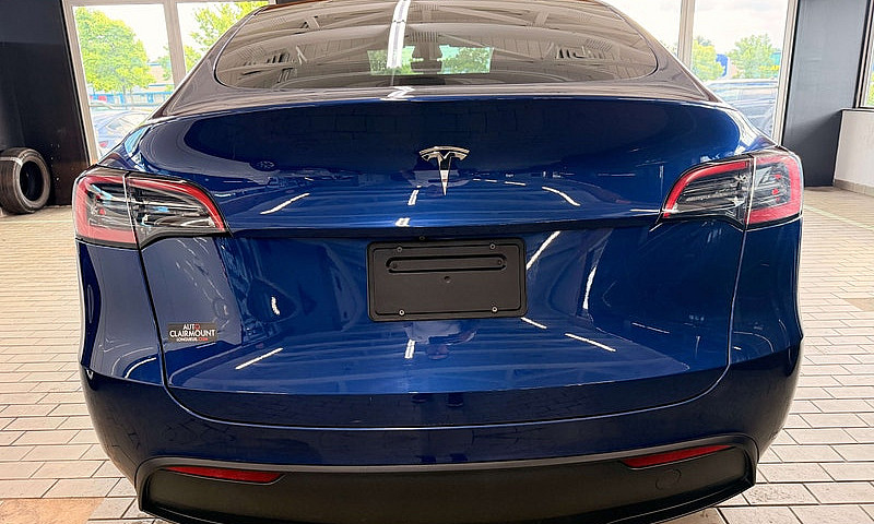 2023 Tesla Model Y S...