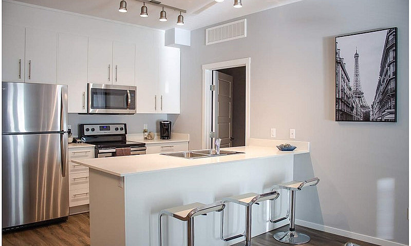 Vista Apartments - 1...
