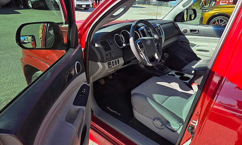 2014 Toyota Tacoma X...
