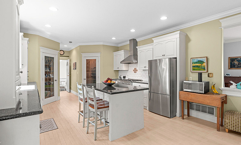 859 Mt. Bulman Place...