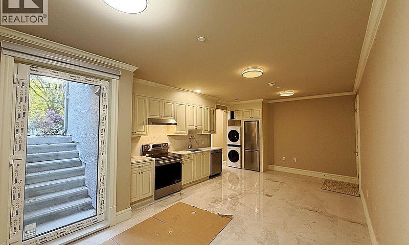 2 38Xx W 36Th Avenue...