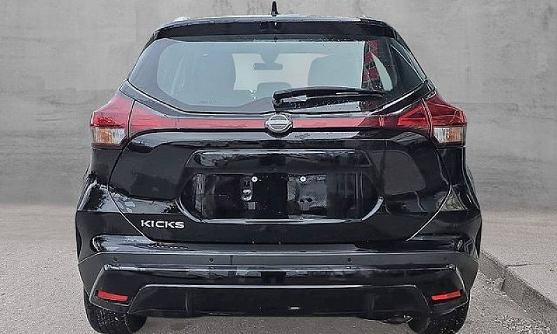 2025 Nissan Kicks Pl...