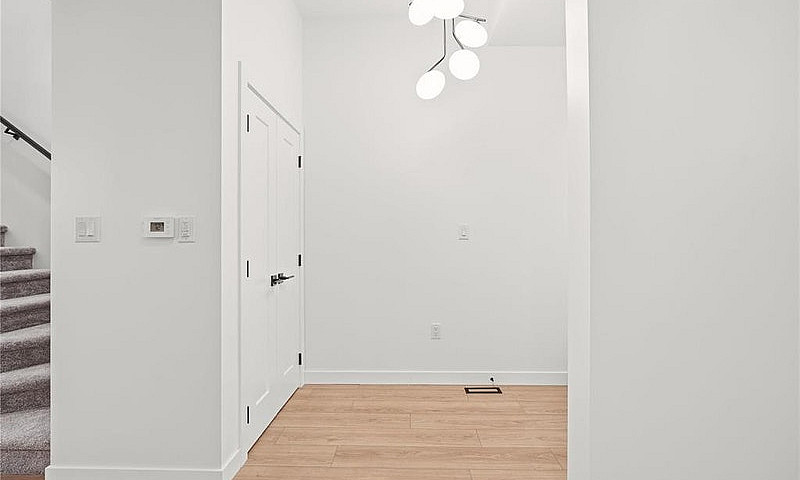 149 Renfrew Street W...
