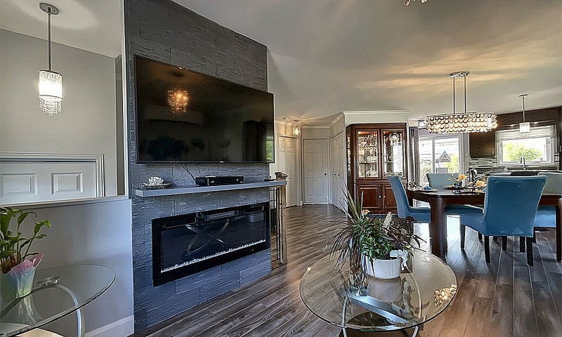 $339,900 - Semi-Deta...