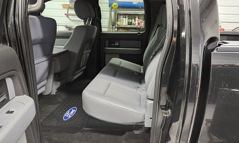 2013 Ford F150  4X4 ...
